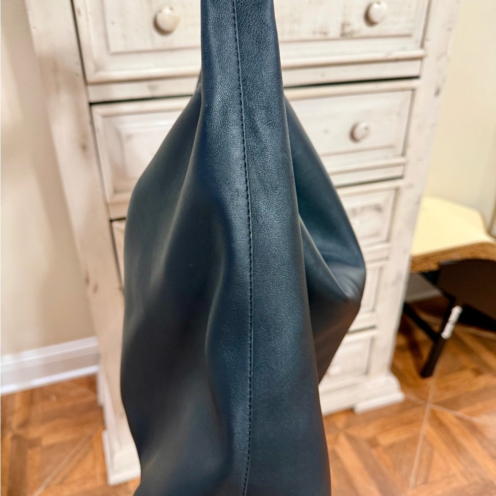 Steve Madden Black Slouchy Leather Shoulder Bag - Picture 8 of 11